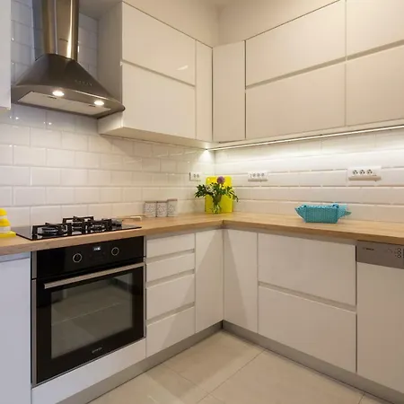 Pjero 3+2 Apartment *