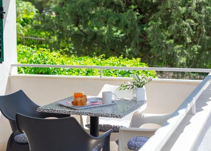 Pjero 3+2 Lejlighed *